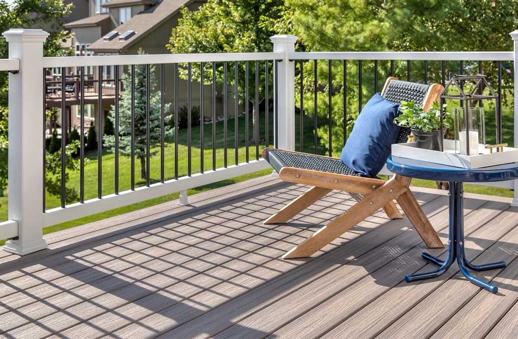 Trex Select® & Trex Select® T-Rail